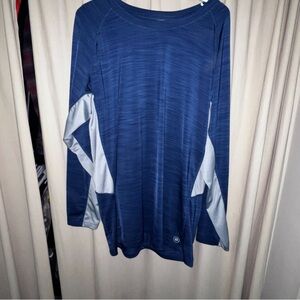 Xxl hang ten mens shirt. MUST BUNDLE!